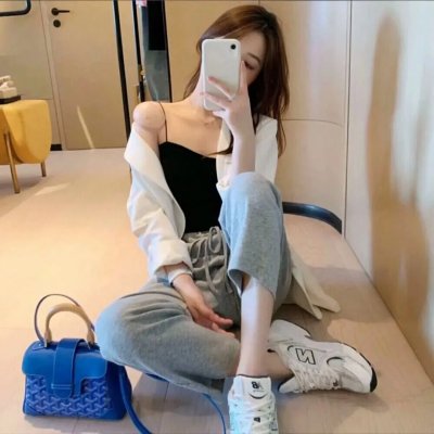 伤朕母后者杀无赦